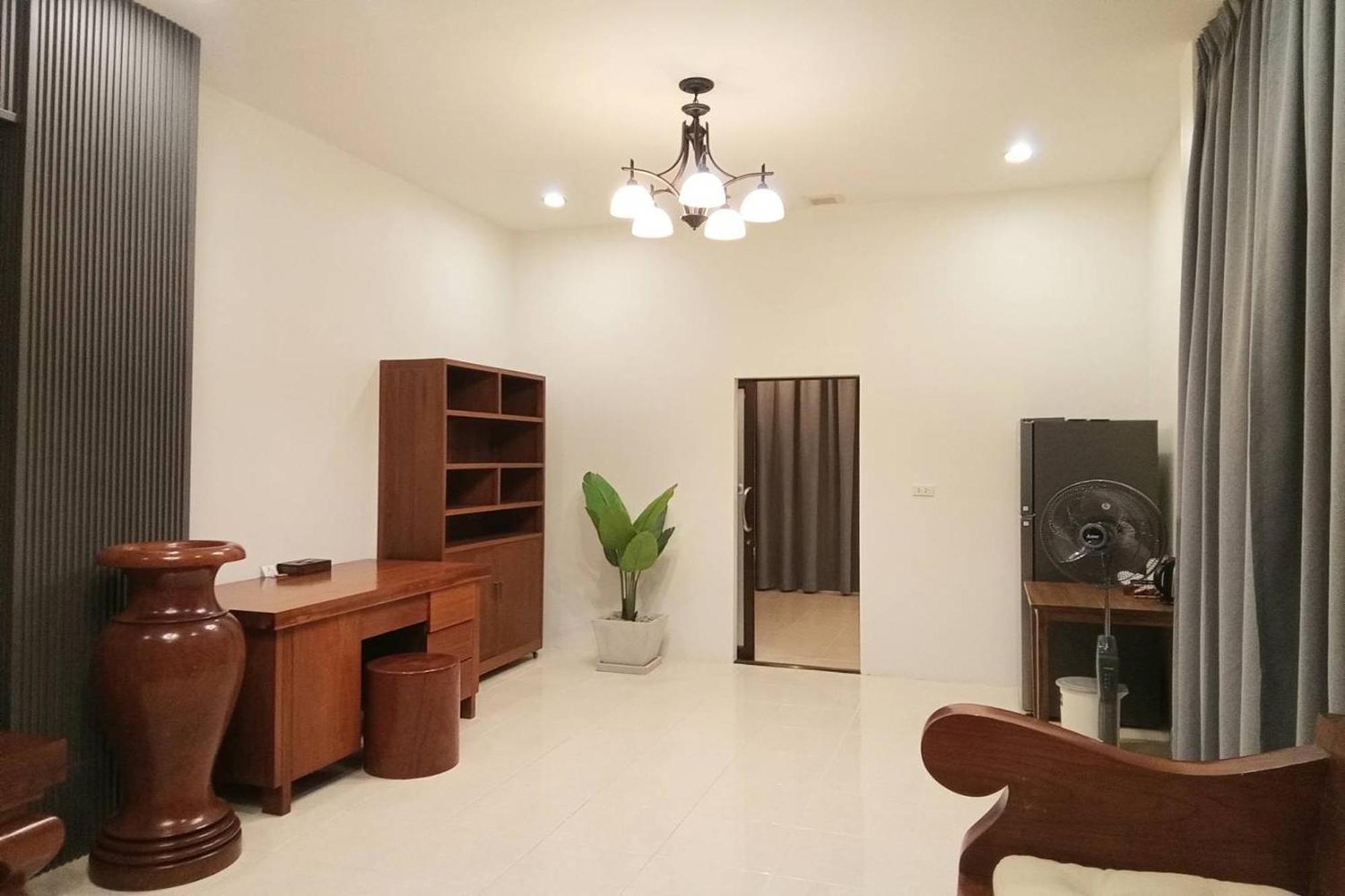 Sanaepatan Home Resort - เสน่ห์ป่าตาล โฮม รีสอร์ต Ban Buak Khang Экстерьер фото