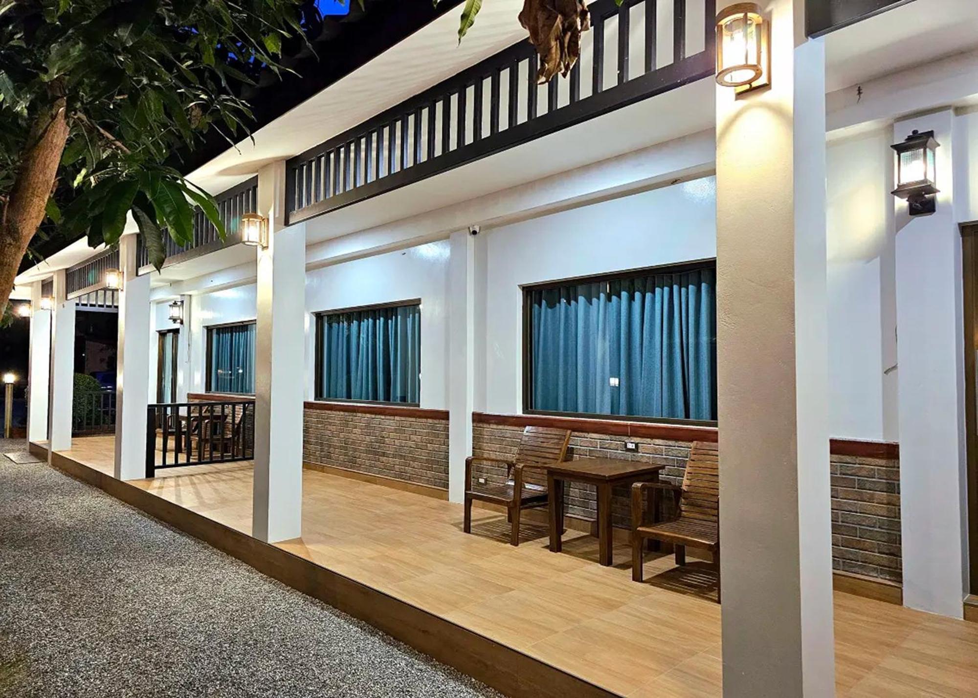 Sanaepatan Home Resort - เสน่ห์ป่าตาล โฮม รีสอร์ต Ban Buak Khang Экстерьер фото