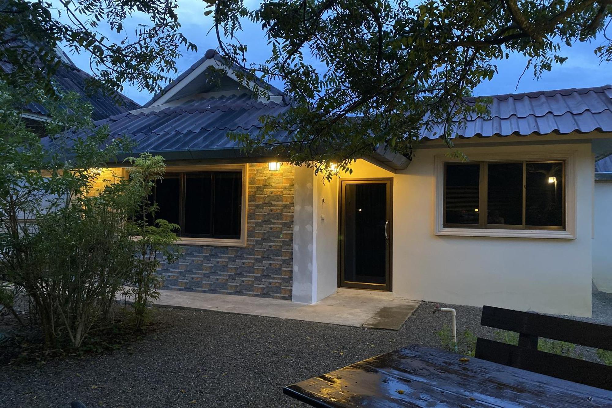 Sanaepatan Home Resort - เสน่ห์ป่าตาล โฮม รีสอร์ต Ban Buak Khang Экстерьер фото